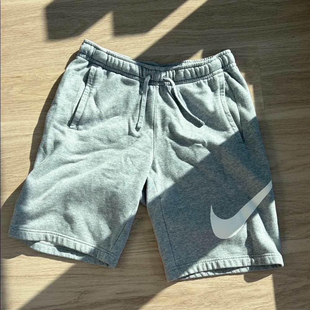 Nike Athletic Gray Men's Shorts